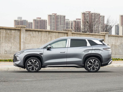 BYD Song L DM-i Фото №7